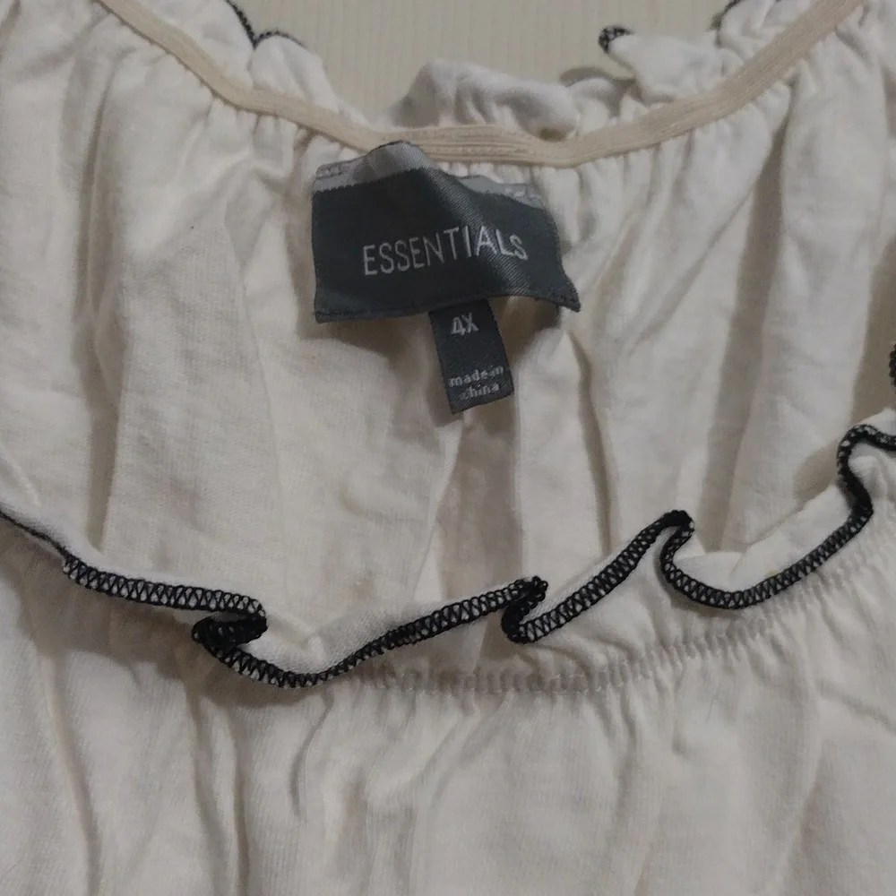 Fashion Bug Essentials white with black embroidery Boho blouse size 4x - Picture 4 of 5